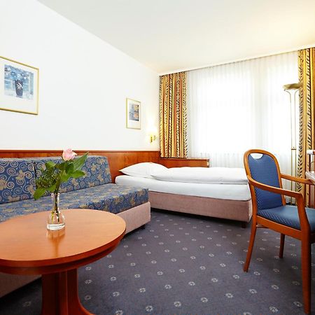 Trans World Hotel Columbus Seligenstadt Exterior foto
